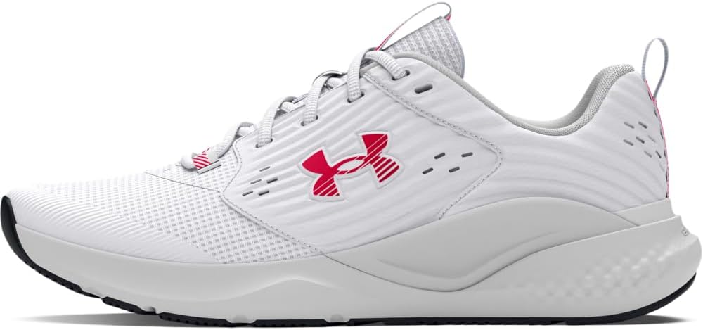 Under Armour Commit 4