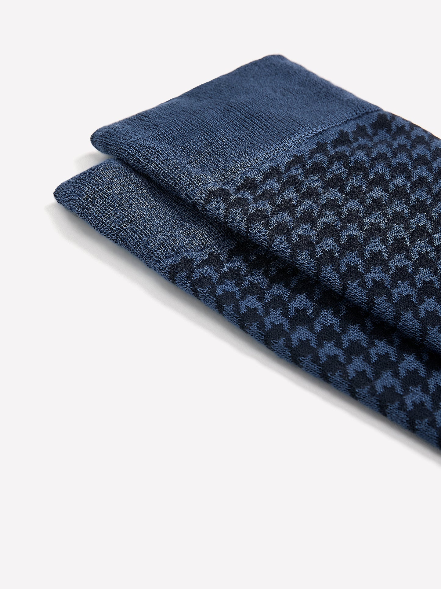 Blue Dress Socks with Houndstooth Pattern